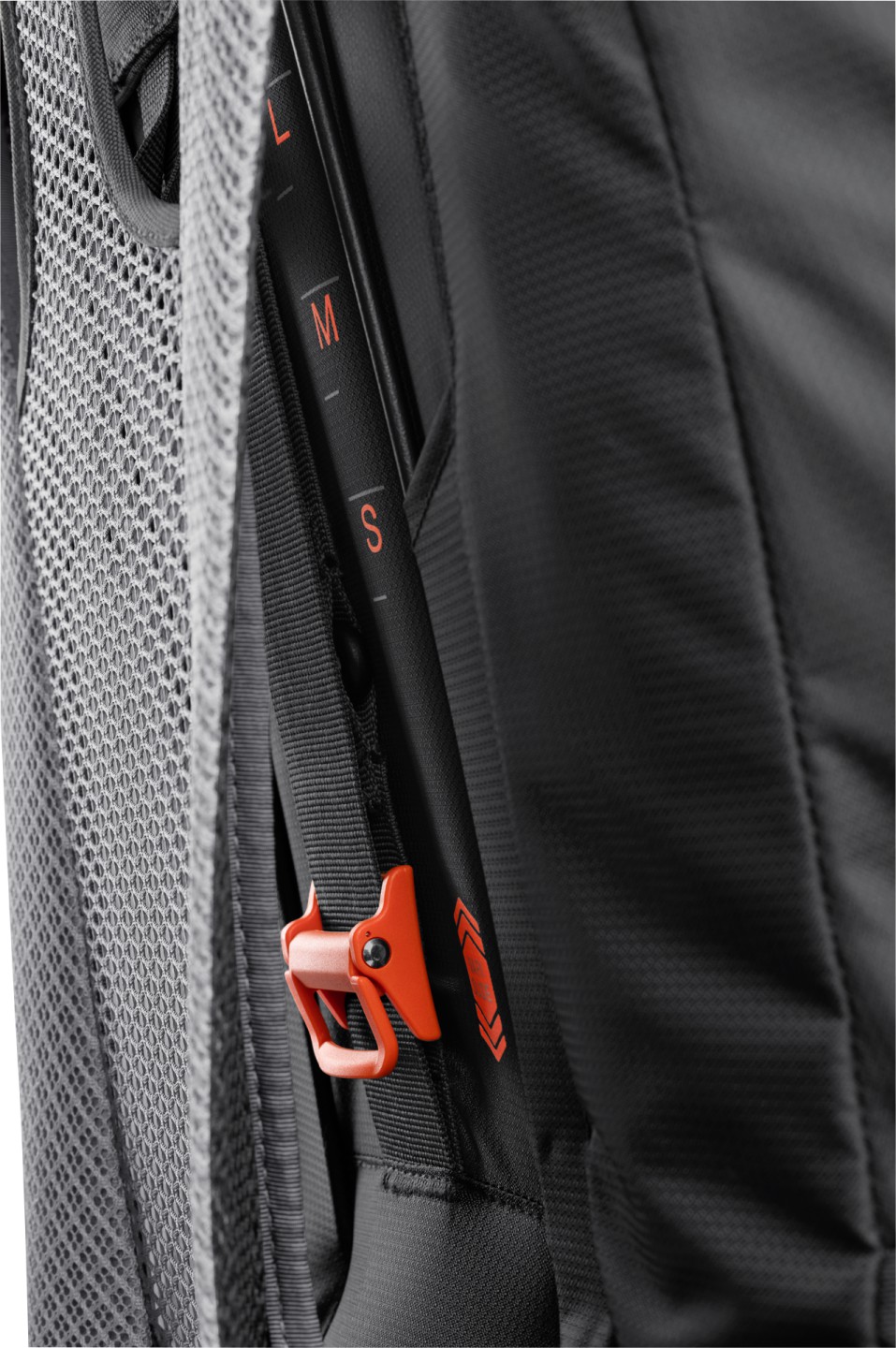 deuter Backpack Futura Air Trek 60+10 – Antracite – Uomo — 7 di 14
